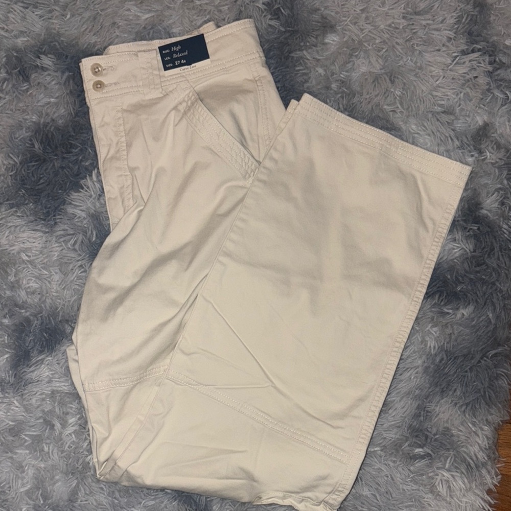 NWT Abercrombie Curve Love Cargoss